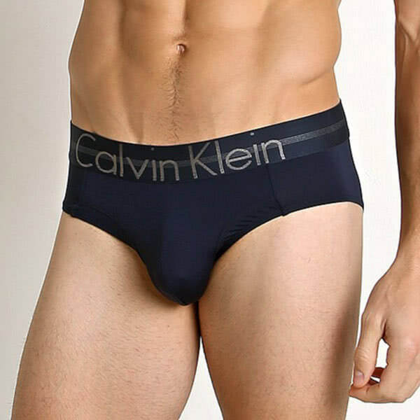 กางเกงใน Calvin Klein Focused Fit Micro Hip Briefs