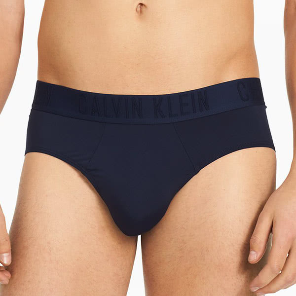 กางเกงใน Calvin Klein Black Micro Hip Briefs NB1303 - MorchStore.com