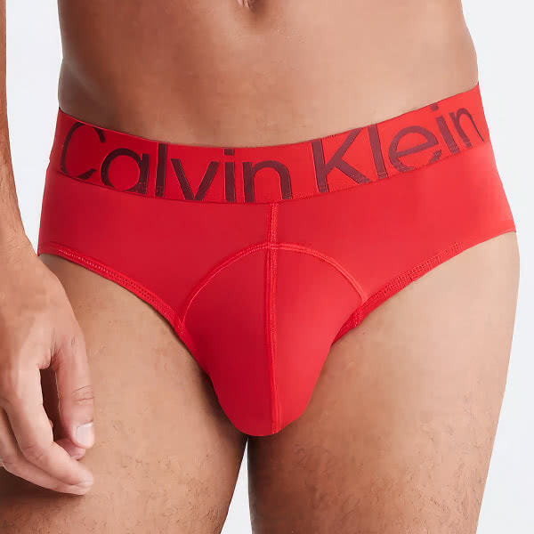กางเกงใน Calvin Klein Future Shift Micro Hip Briefs NB3655 / สีแดง