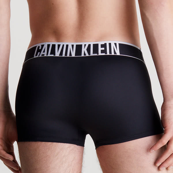 กางเกงใน Calvin Klein Intense Power Ultra Cooling Micro Low Rise Trunk NB3836