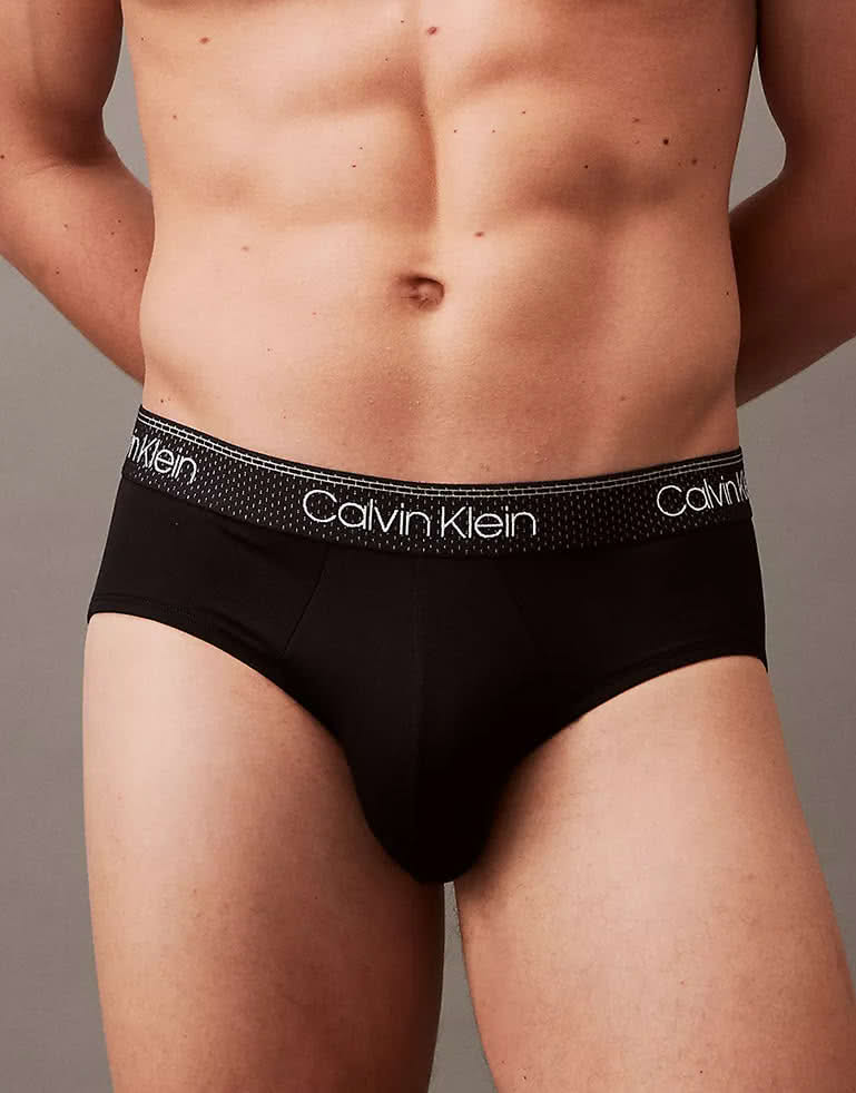 กางเกงใน Calvin Klein Micro Stretch Cooling Hip Briefs NB3806
