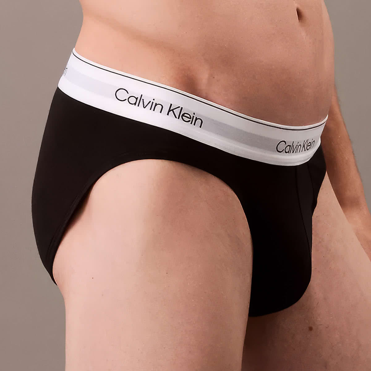 กางเกงใน Calvin Klein Modern Cotton Stretch Hip Briefs 3 Packs NB3962 สีดำ