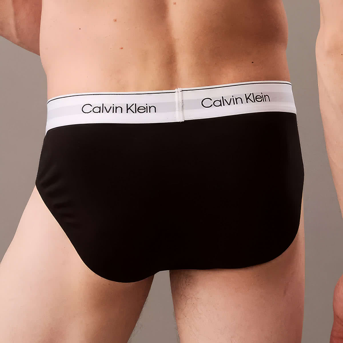 กางเกงใน Calvin Klein Modern Cotton Stretch Hip Briefs 3 Packs NB3962 สีดำ