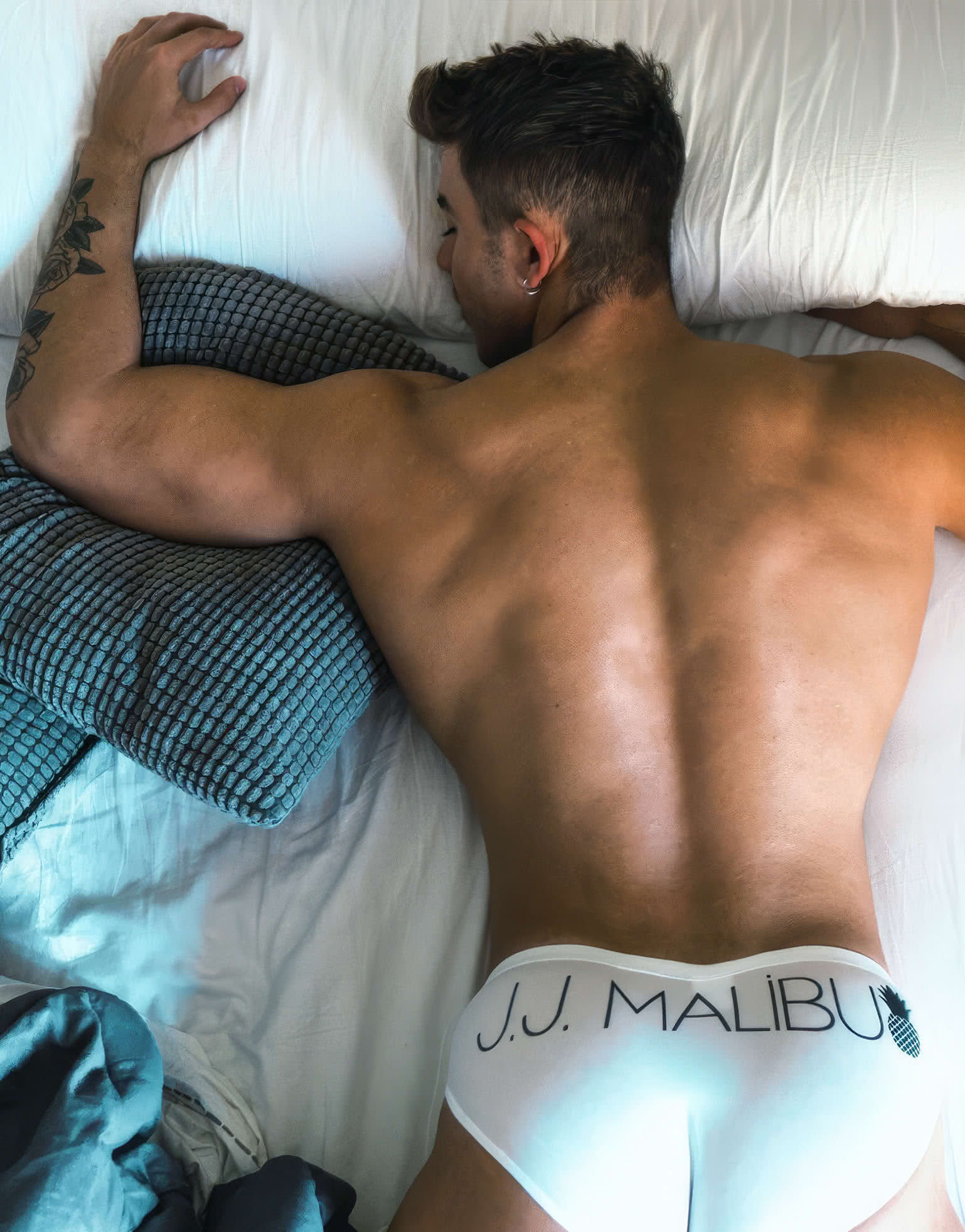 กางเกงใน J.J. Malibu Pineapple Classic Micro Briefs