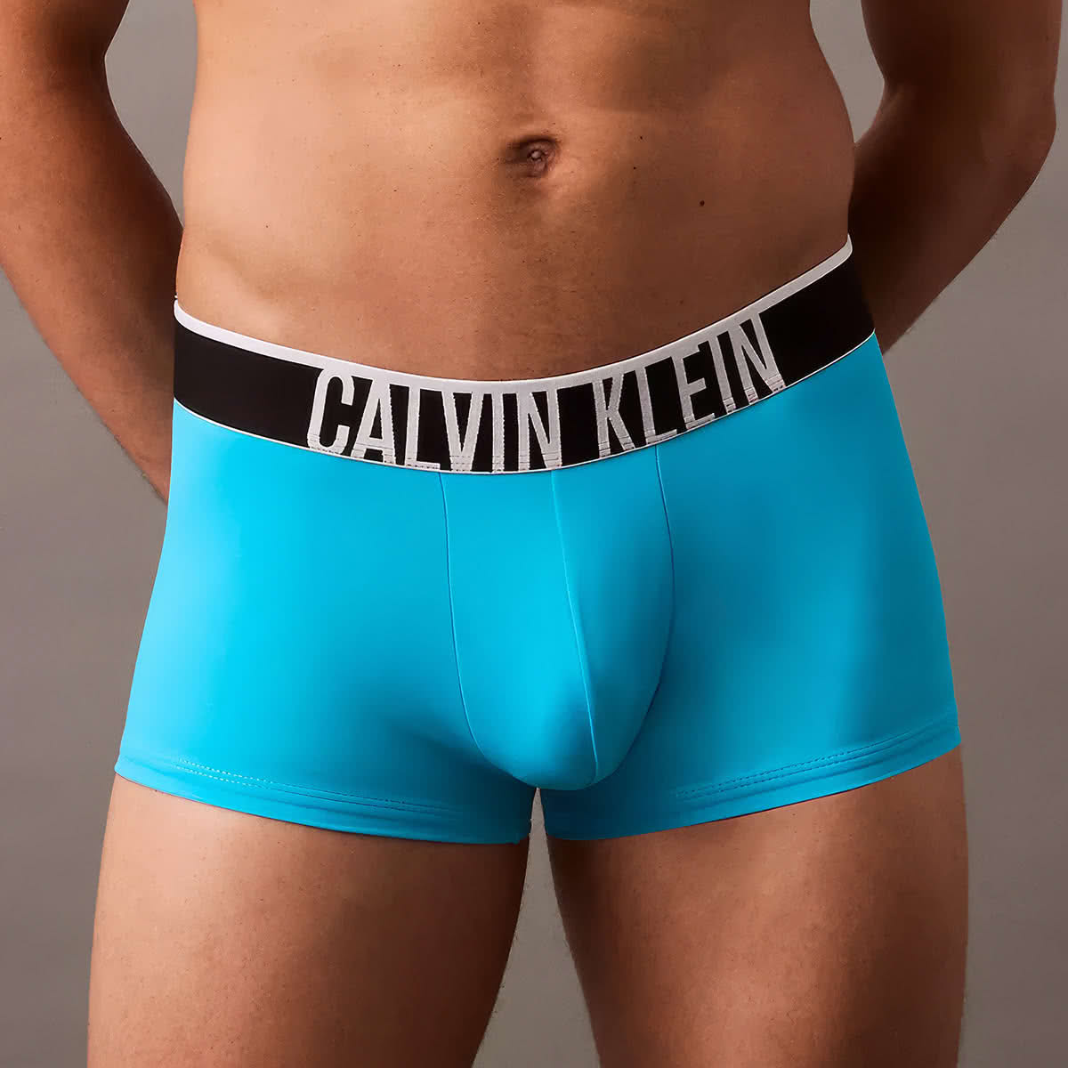 กางเกงใน Calvin Klein Intense Power Ultra Cooling Micro Low Rise Trunk NB3836