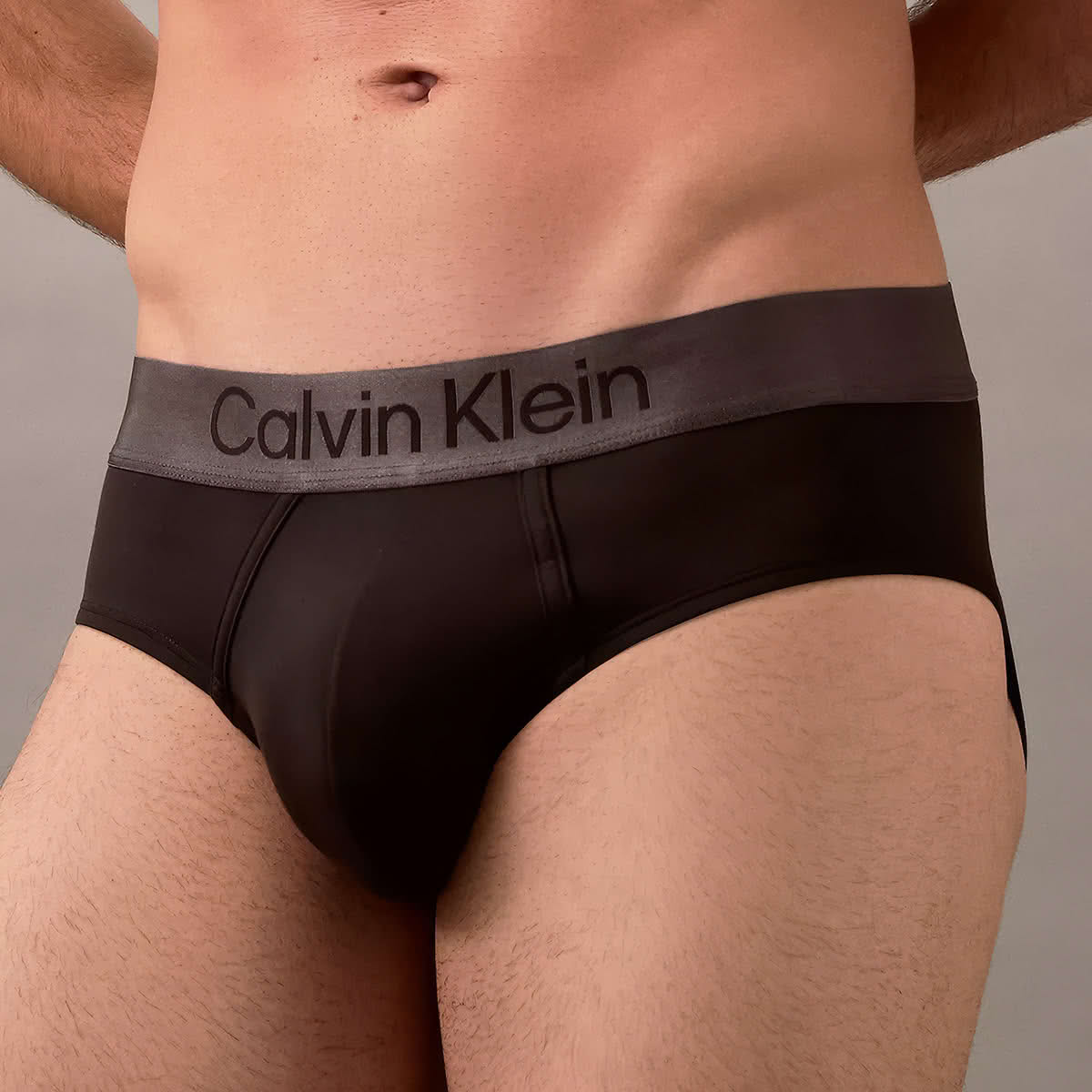 กางเกงใน Calvin Klein Brushed Micro Stretch Hip Briefs NB4126