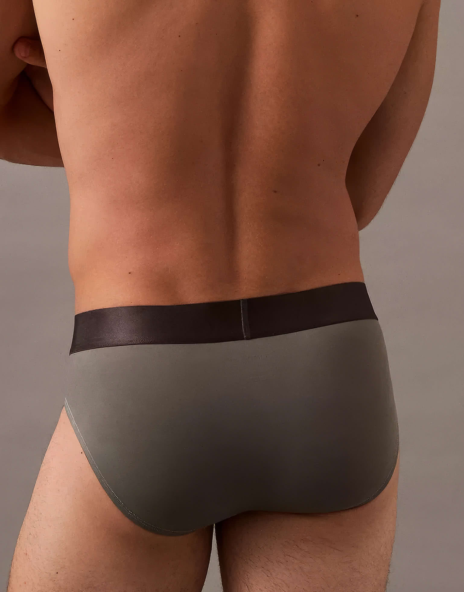 กางเกงใน Calvin Klein Brushed Micro Stretch Hip Briefs NB4126