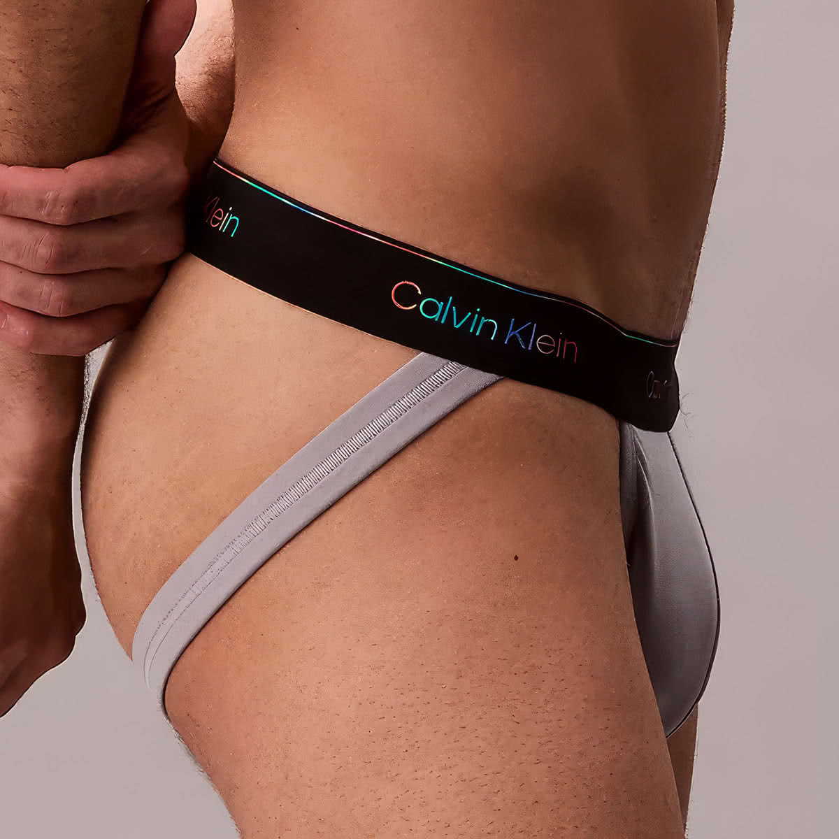 จ็อกสแตรป Calvin Klein Pride Microfiber Stretch Jockstrap NB4233 สีเทา